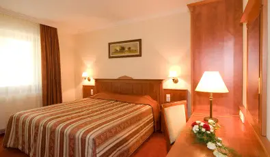 Gerby Kria Hotel s Lovasudvar Lajosmizse