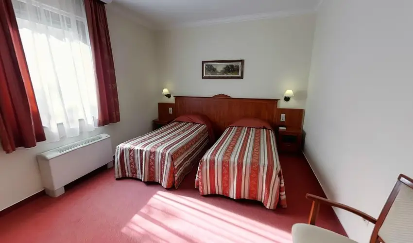 Gerby Kria Hotel s Lovasudvar Lajosmizse - Szilveszter (min. 2 j)