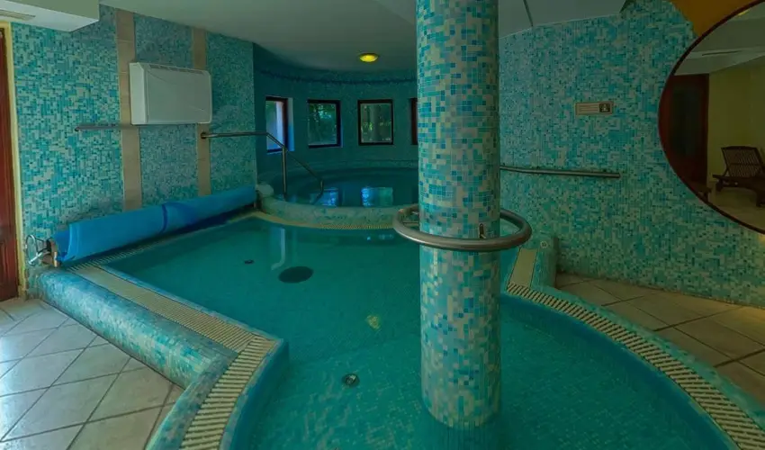 Gerby Kria Hotel s Lovasudvar Lajosmizse - Szilveszter (min. 2 j)