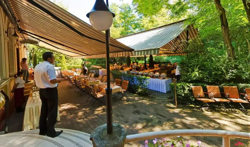 Gerby Kria Hotel s Lovasudvar Lajosmizse - Szilveszter (min. 2 j)