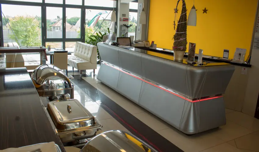 Gokart Hotel Kecskemt - Szilveszter (min. 2 j)