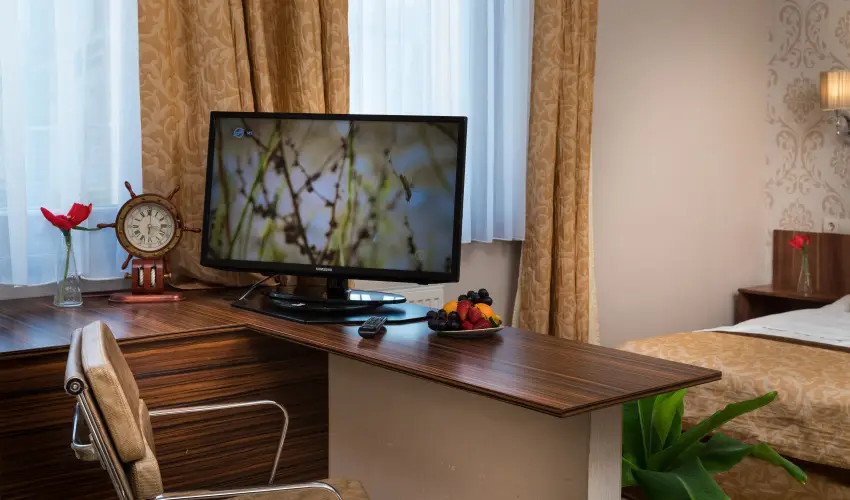 Golden Ball Club Hotel Gyr - Szilveszter (min. 2 j)