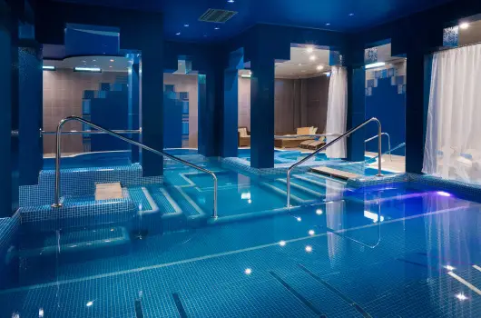 Golden Ball Club Hotel - Szilveszter (min. 2 j)