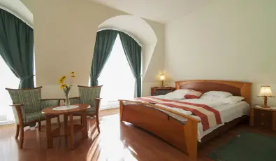 Gosztola Gyngye-az erd szllodja Gosztola