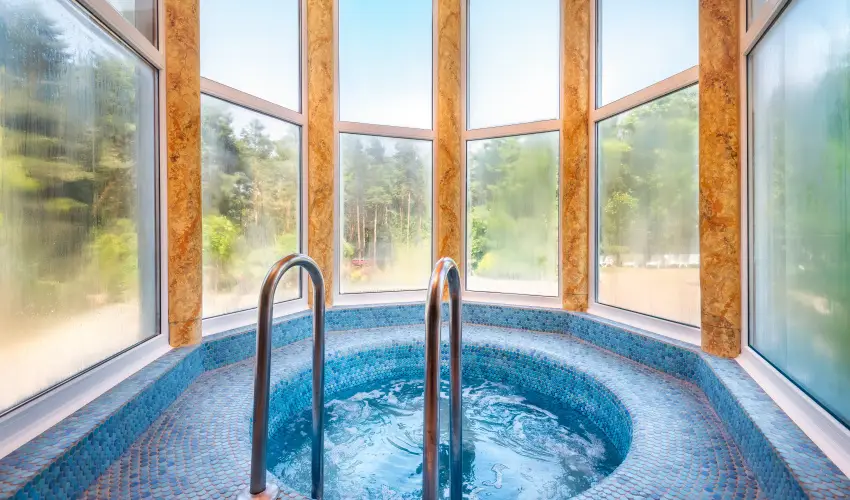 Gosztola Gyngye-az erd szllodja Gosztola - Szilveszter (min. 3 j)