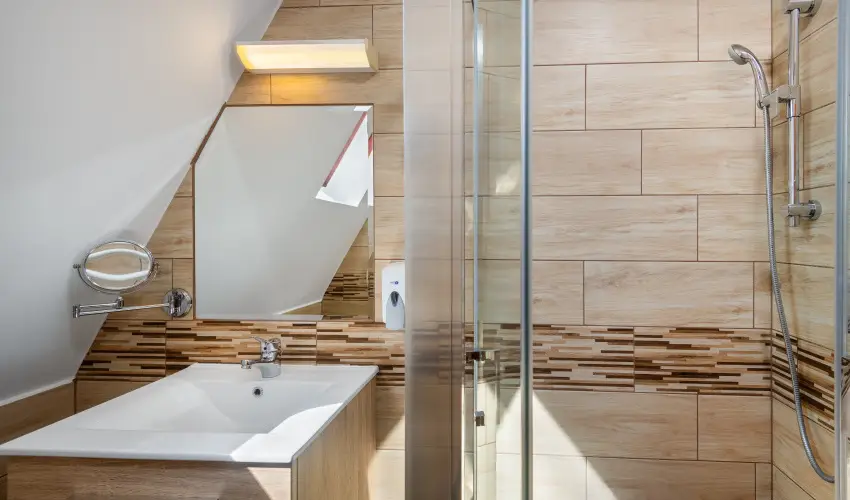 Gosztola Gyngye-az erd szllodja Gosztola - Szilveszter (min. 3 j)