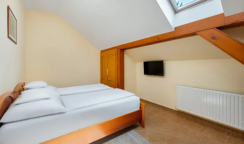 Gosztola Gyngye-az erd szllodja Gosztola - Szilveszter (min. 3 j)