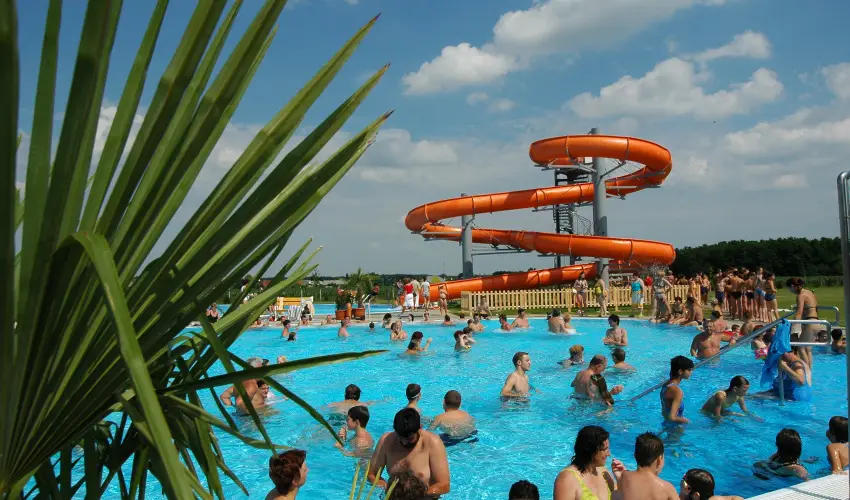 Gosztola Gyngye-az erd szllodja Gosztola - Szilveszter (min. 3 j)