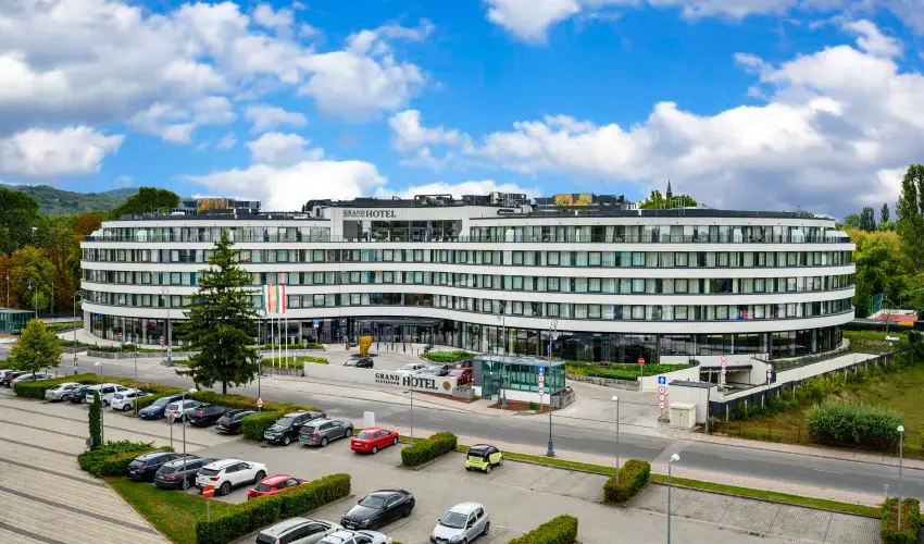Grand Hotel Esztergom Esztergom - Szilveszter (min. 3 j)