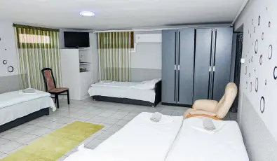 Hajnal Apartman Hajd�szoboszl�