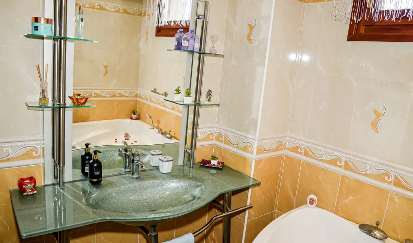 Hajnal Apartman Hajd�szoboszl� - Szilveszter (min. 2 �j)