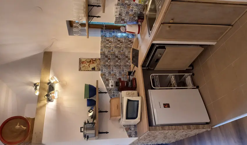 Hanga-lak Velence - Szilveszter (min. 2 �j)