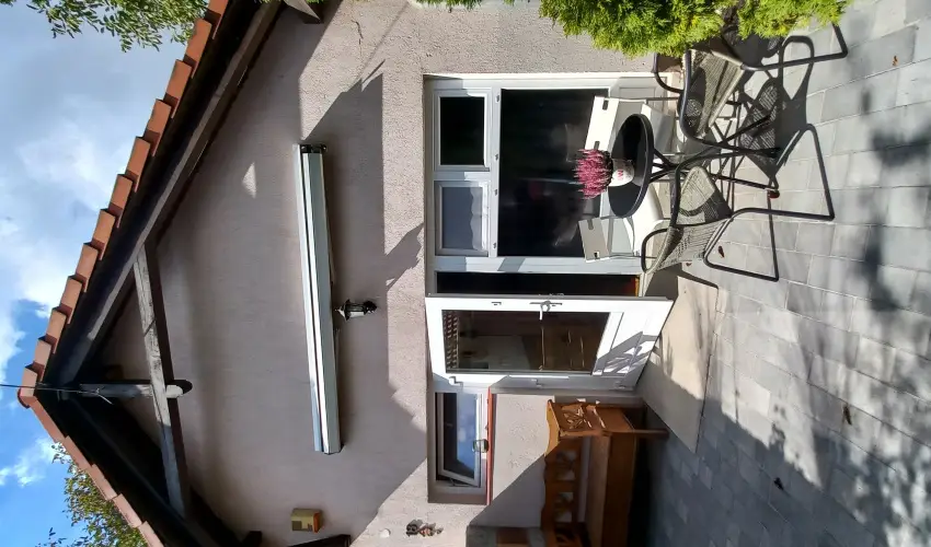 Hanga-lak Velence - Szilveszter (min. 2 �j)