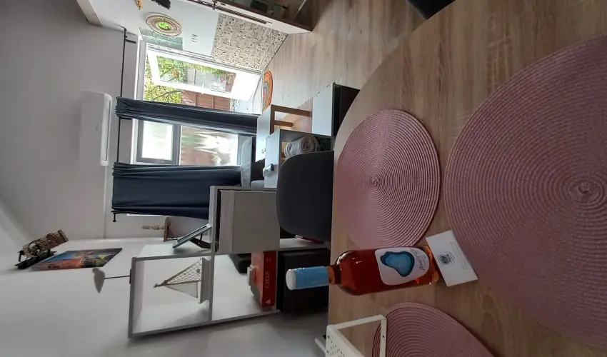 Hanga-lak Velence - Szilveszter (min. 2 �j)