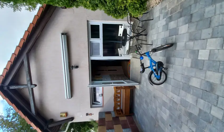 Hanga-lak Velence - Szilveszter (min. 2 �j)