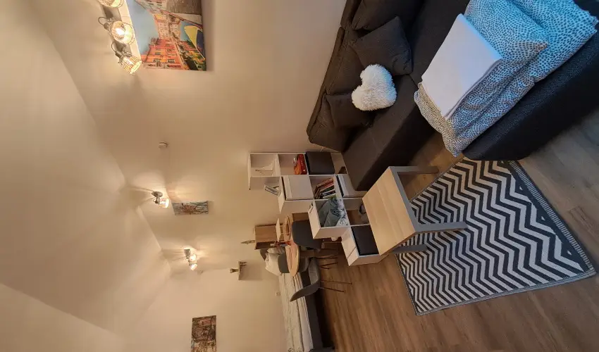 Hanga-lak Velence - Szilveszter (min. 2 �j)