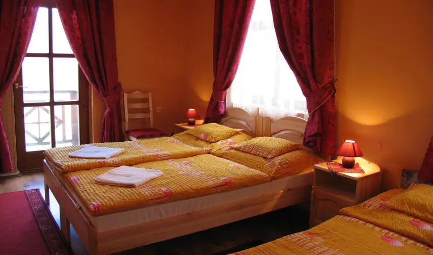 Hegyi Panzi Szilvsvrad - Szilveszter (min. 3 j)