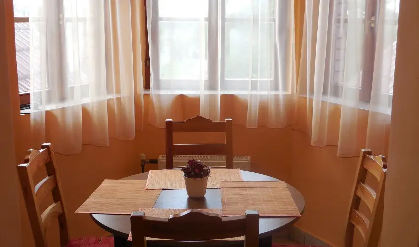 Hegyi Panzi Szilvsvrad - Szilveszter (min. 3 j)