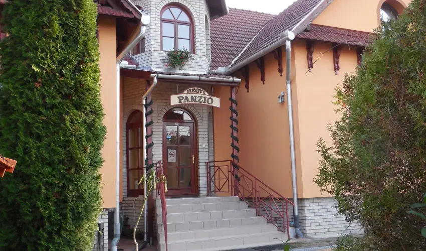 Hegyi Panzi Szilvsvrad - Szilveszter (min. 3 j)