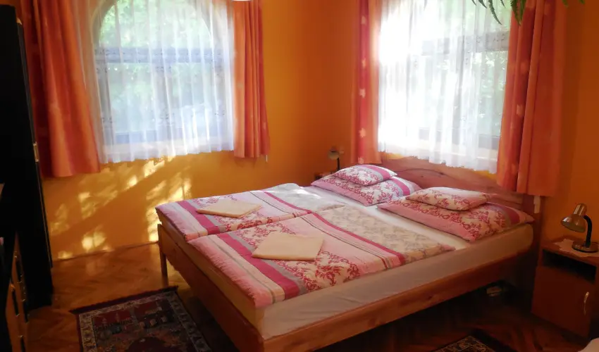 Hegyi Panzi Szilvsvrad - Szilveszter (min. 3 j)