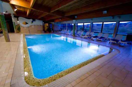 Htkti Wellness Hotel & Lovaspark - Szilveszter
