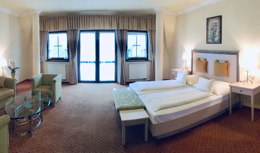 Htkti Wellness Hotel & Lovaspark Mr - Szilveszter