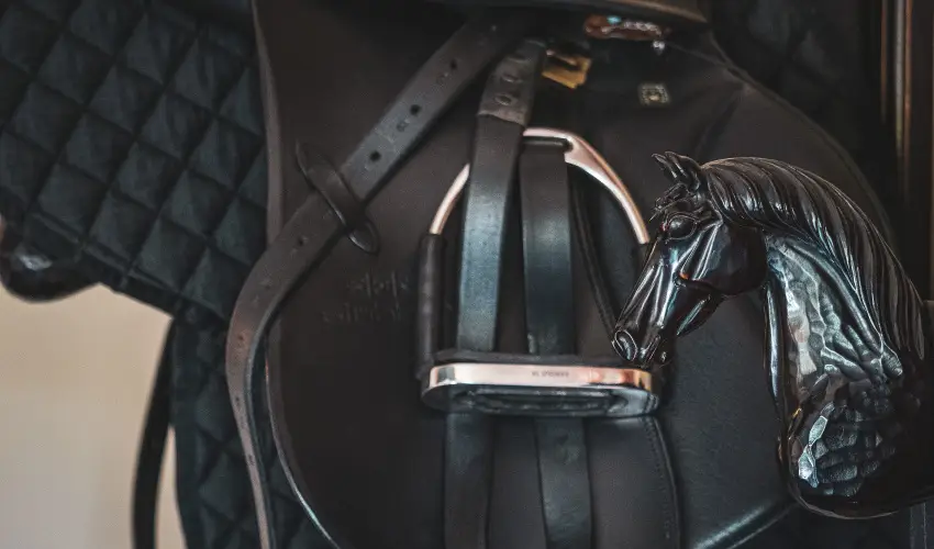 Htkti Wellness Hotel & Lovaspark Mr - Szilveszter