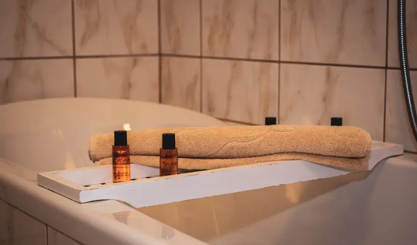 Htkti Wellness Hotel & Lovaspark Mr - Szilveszter