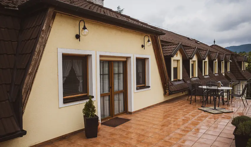 Htkti Wellness Hotel & Lovaspark Mr - Szilveszter