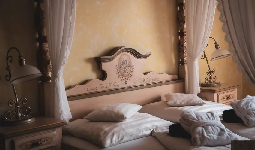 Htkti Wellness Hotel & Lovaspark Mr - Szilveszter