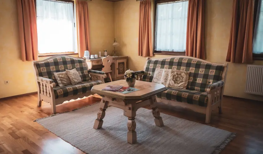 Htkti Wellness Hotel & Lovaspark Mr - Szilveszter