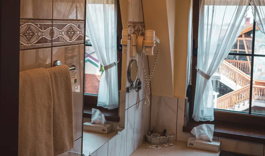 Htkti Wellness Hotel & Lovaspark Mr - Szilveszter