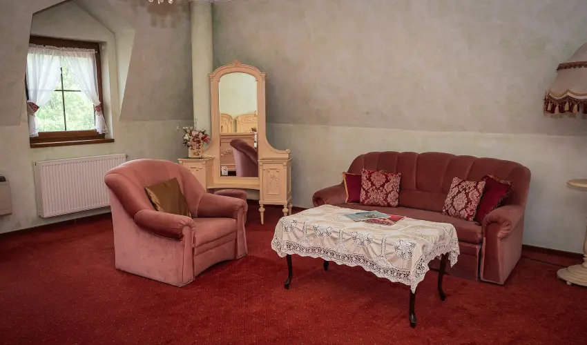 Htkti Wellness Hotel & Lovaspark Mr - Szilveszter