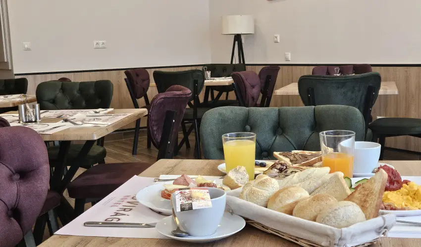 Holdvirg Hotel Srvr - Szilveszter - teljes elrefizetssel