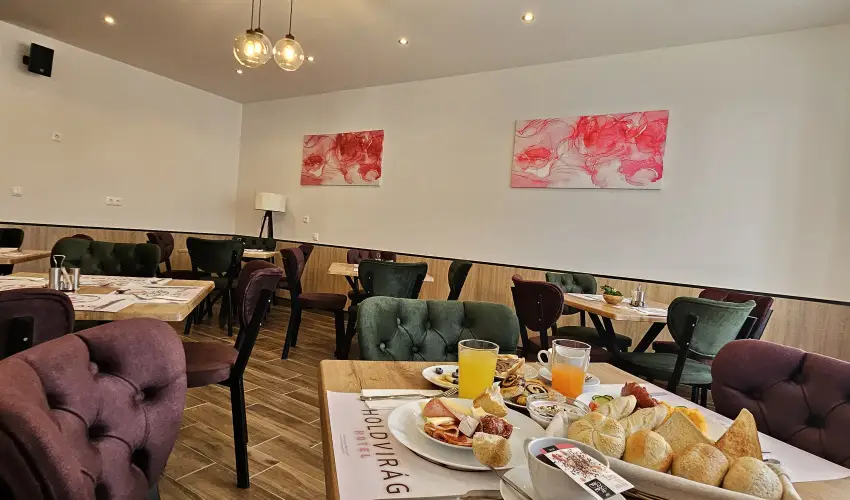 Holdvirg Hotel Srvr - Szilveszter - teljes elrefizetssel