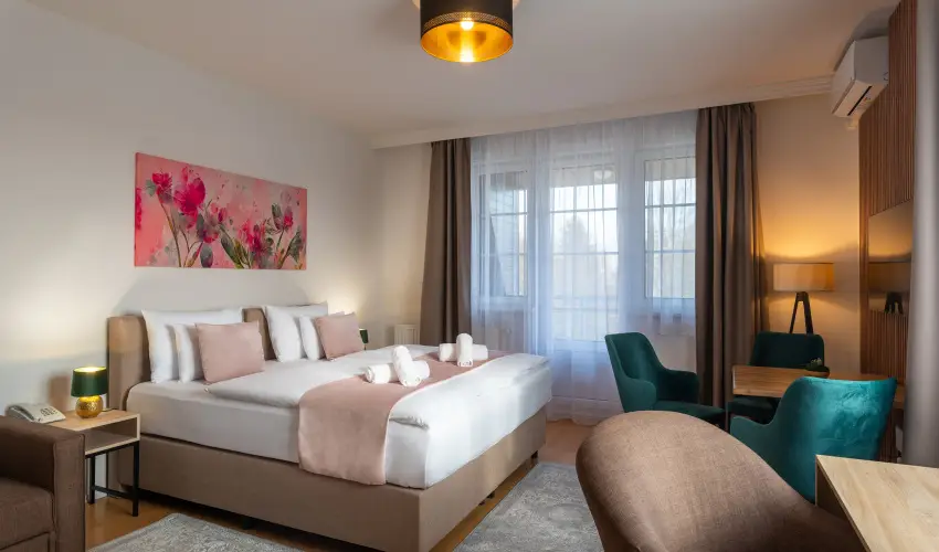 Holdvirg Hotel Srvr - Szilveszter - teljes elrefizetssel