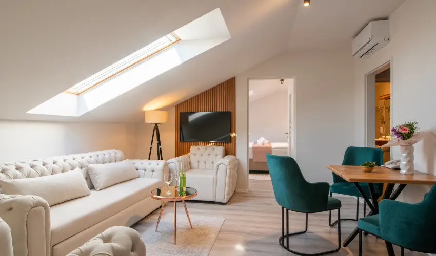 Holdvirg Hotel Srvr - Szilveszter - teljes elrefizetssel