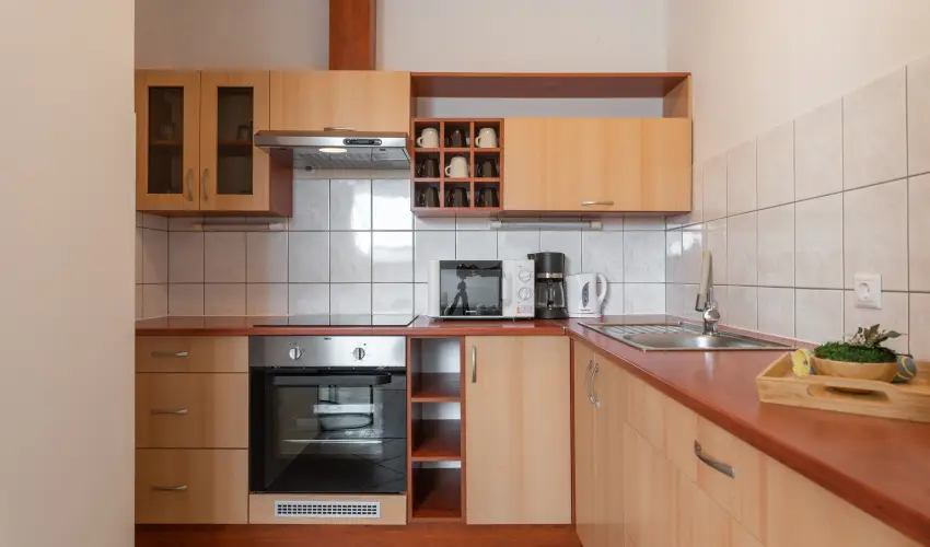 Holdvirg Hotel Srvr - Szilveszter - teljes elrefizetssel