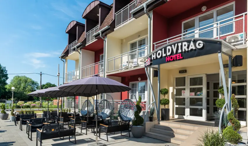 Holdvirg Hotel Srvr - Szilveszter - teljes elrefizetssel
