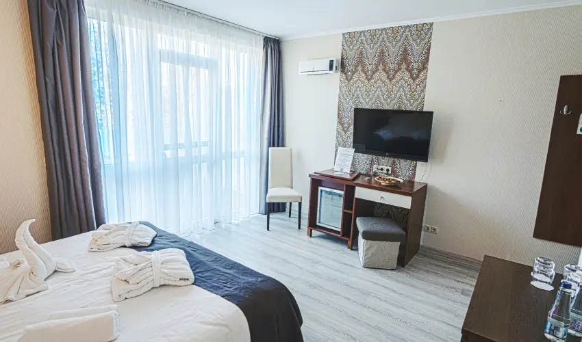 Holiday Beach Budapest Wellness Hotel with Sauna Park Budapest - Szilveszter