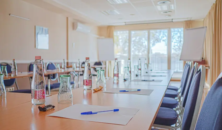 Holiday Beach Budapest Wellness Hotel with Sauna Park Budapest - Szilveszter