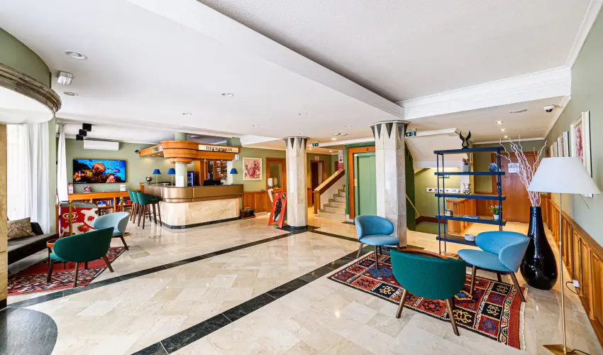 Holiday Club Apartman Hotel Hvz Hvz - Szilveszter (min. 2 j)