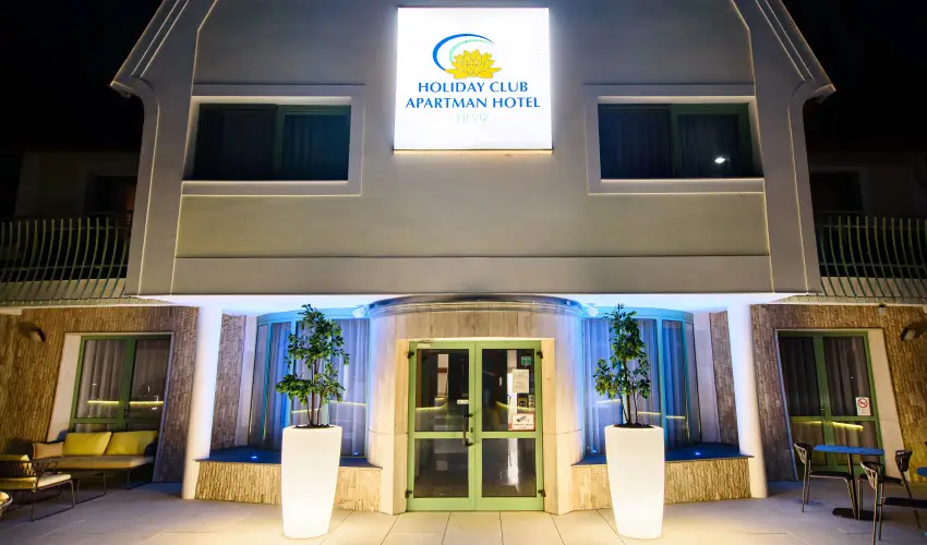 Holiday Club Apartman Hotel Hvz Hvz - Szilveszter (min. 2 j)