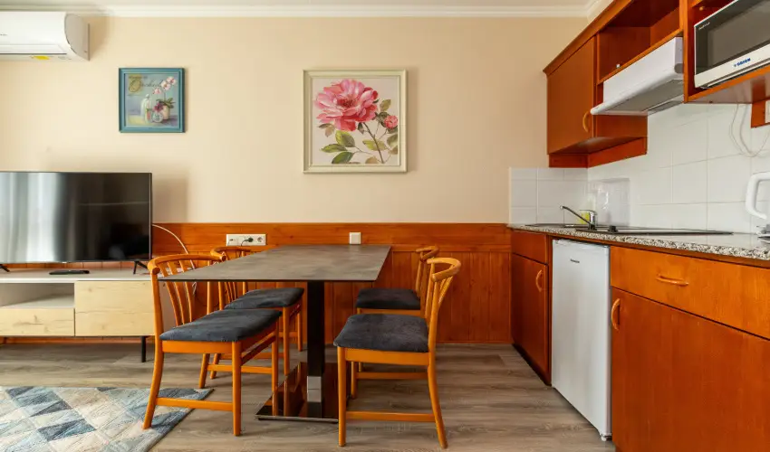 Holiday Club Apartman Hotel H�v�z H�v�z - Szilveszter (min. 2 �j)