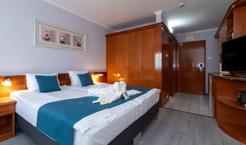 Holiday Club Apartman Hotel H�v�z H�v�z - Szilveszter (min. 2 �j)