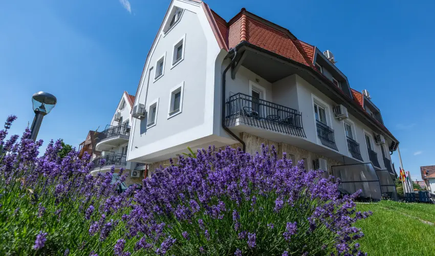 Holiday Club Apartman Hotel H�v�z H�v�z - Szilveszter (min. 2 �j)