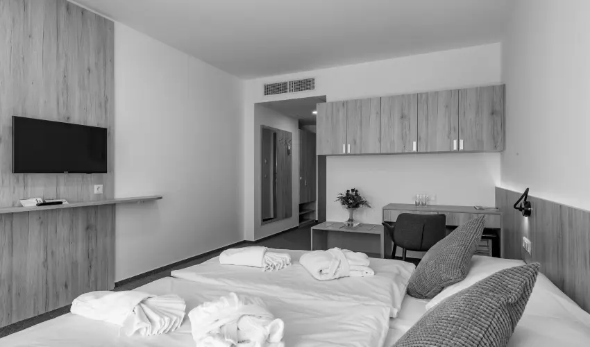 Akad�mia Hotel Balatonf�red - Szilveszter (min. 3 �j)