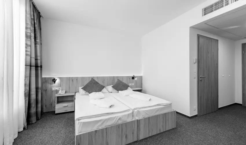 Akad�mia Hotel Balatonf�red - Szilveszter (min. 3 �j)