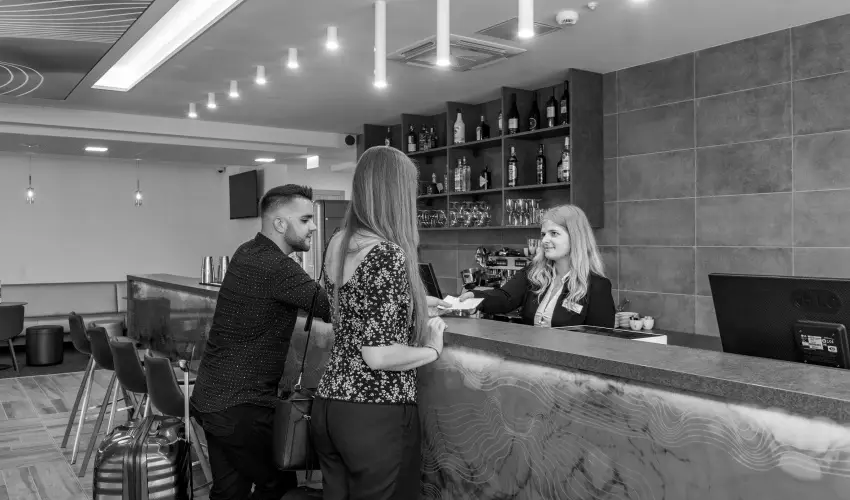 Akad�mia Hotel Balatonf�red - Szilveszter (min. 3 �j)