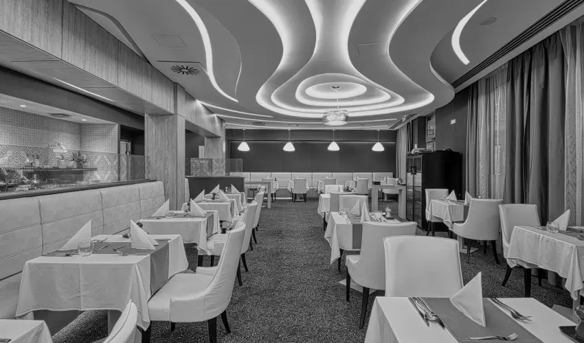 Aura Hotel Balatonfred - Szilveszter (min. 2 j)